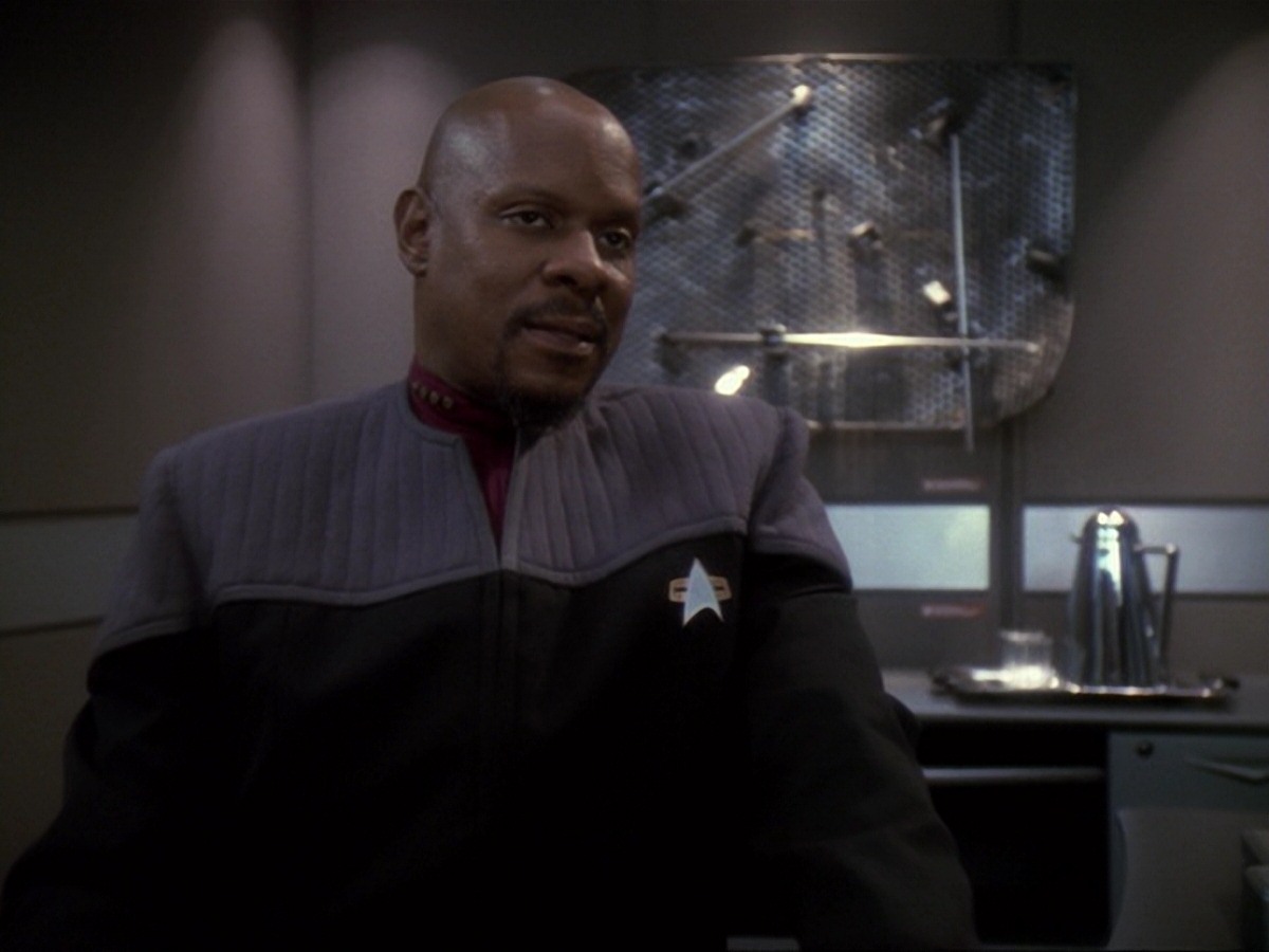extant_StarTrek_DS9_6x25-TheSoundOfHerVoice_1411.jpg