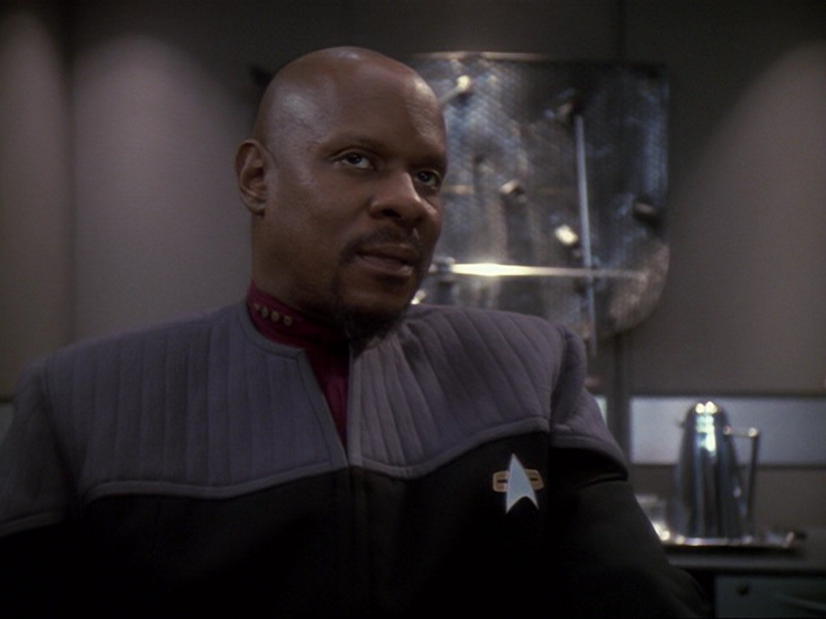 extant_StarTrek_DS9_6x25-TheSoundOfHerVoice_1417.jpg
