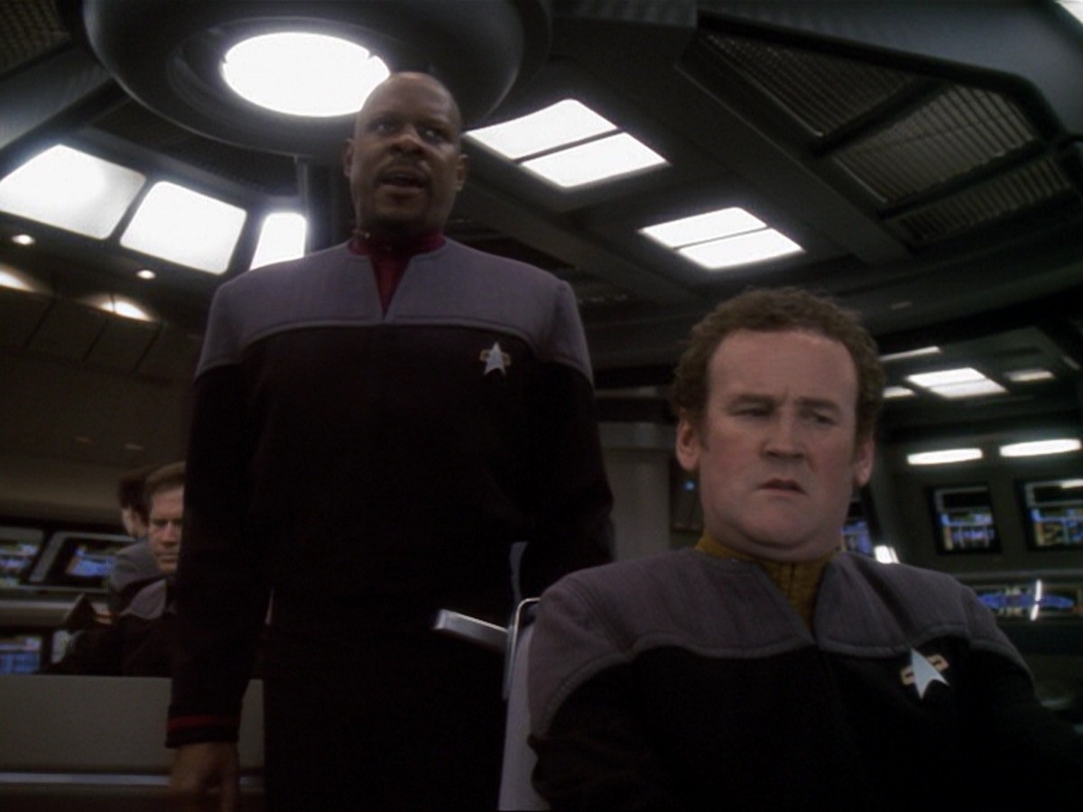 extant_StarTrek_DS9_6x25-TheSoundOfHerVoice_3016.jpg