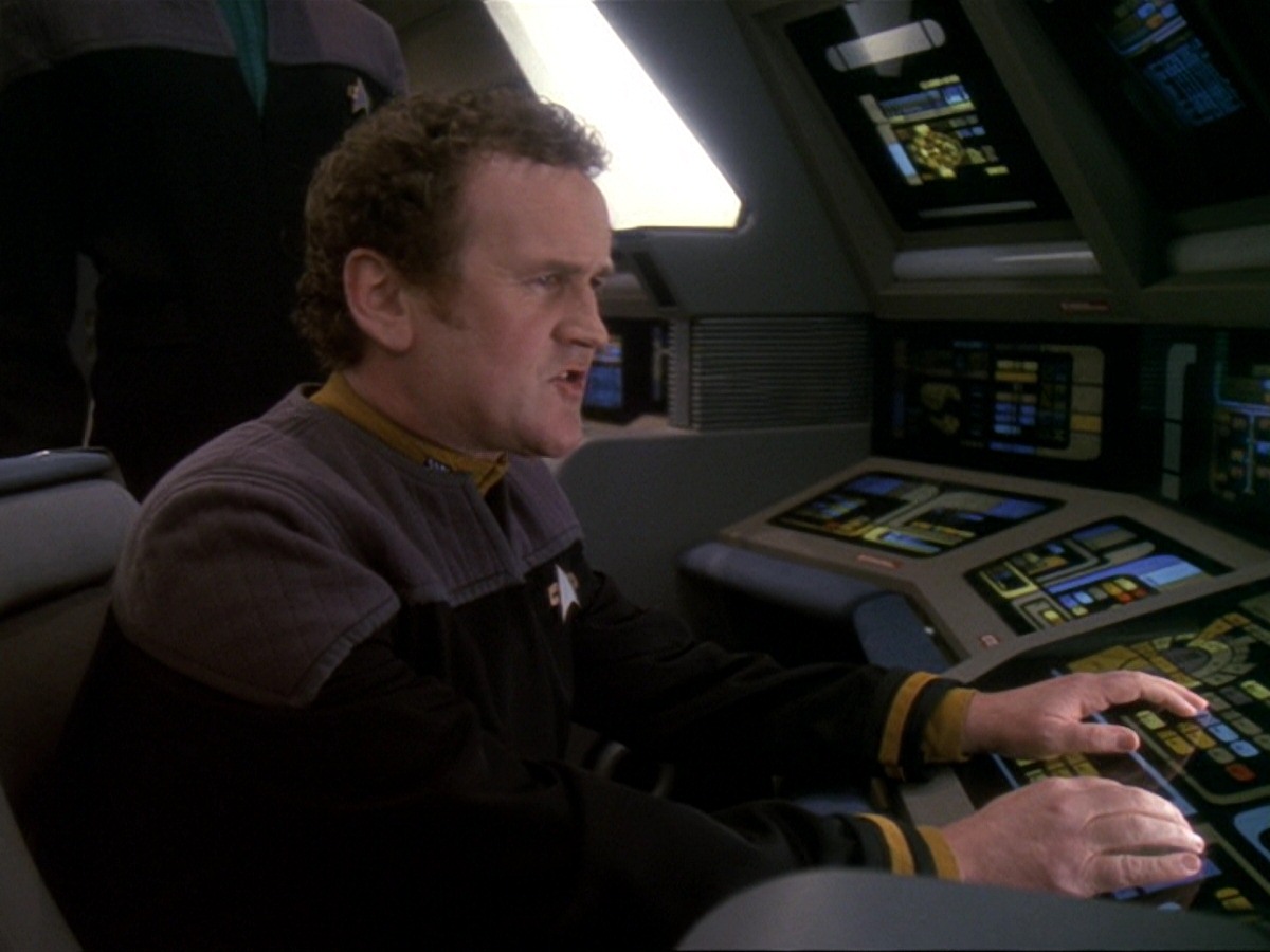 extant_StarTrek_DS9_6x25-TheSoundOfHerVoice_3048.jpg