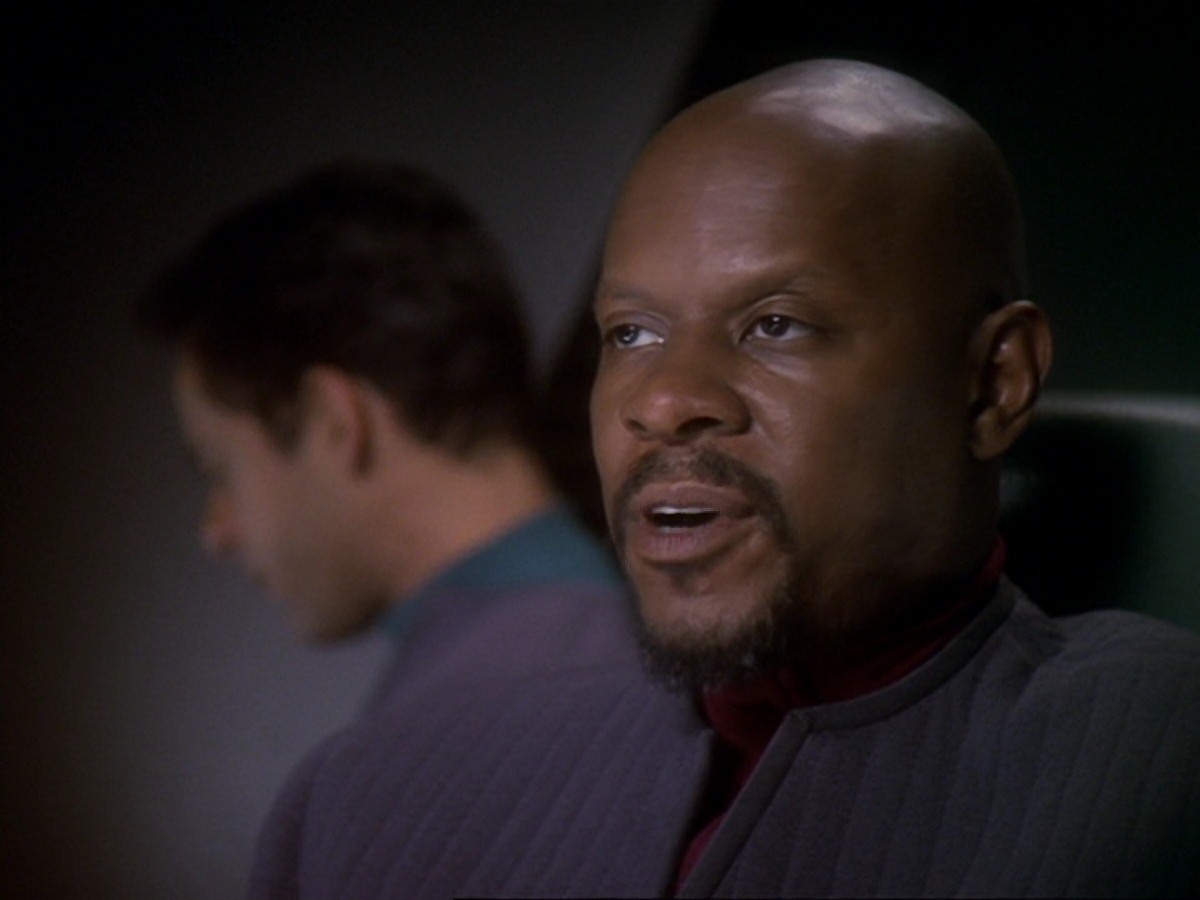 extant_StarTrek_DS9_6x25-TheSoundOfHerVoice_3143.jpg