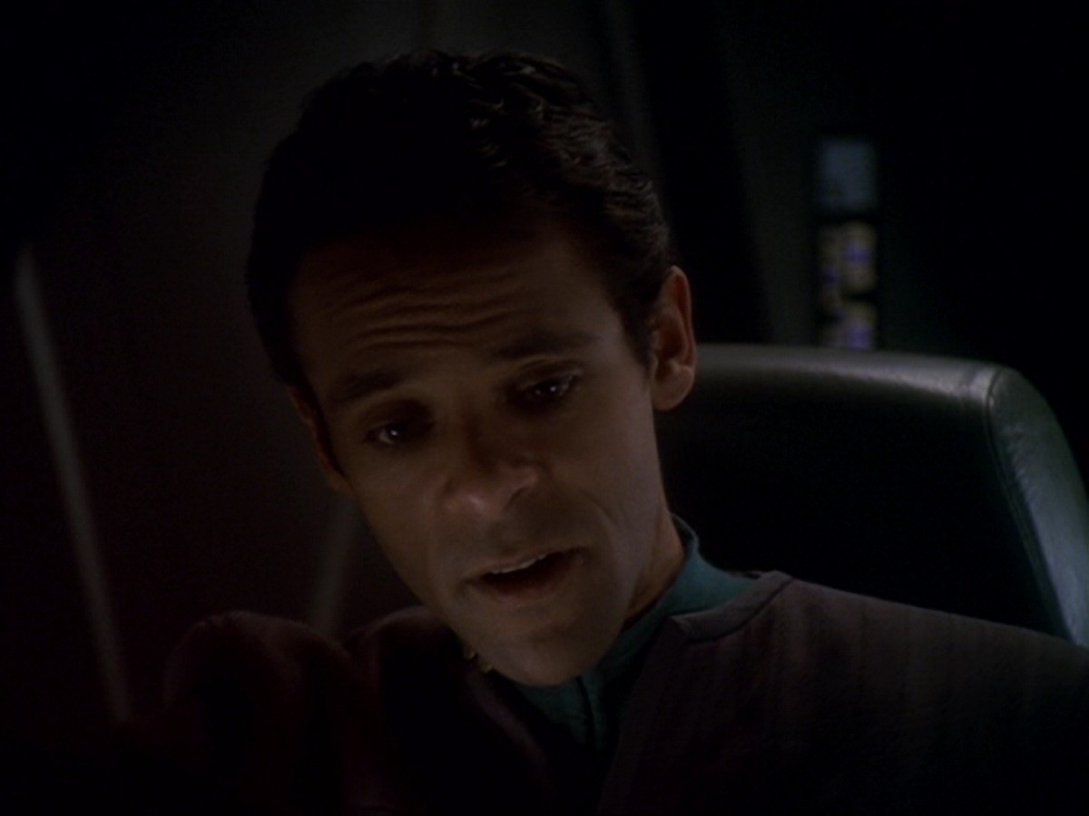 extant_StarTrek_DS9_6x25-TheSoundOfHerVoice_3207.jpg