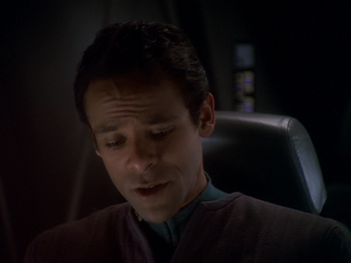extant_StarTrek_DS9_6x25-TheSoundOfHerVoice_3216.jpg