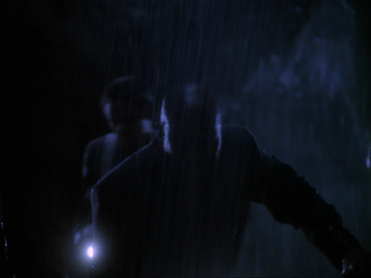 extant_StarTrek_DS9_6x25-TheSoundOfHerVoice_3269.jpg