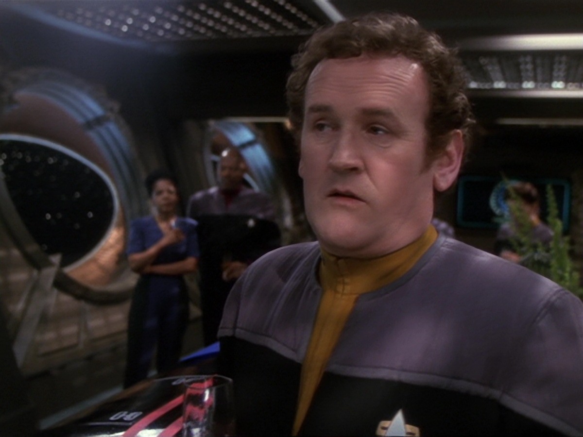 extant_StarTrek_DS9_6x25-TheSoundOfHerVoice_3711.jpg