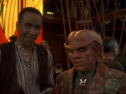 Filename=extant_StarTrek_DS9_6x25-TheSoundOfHerVoice_0112.jpg
Filesize=163KiB
Dimensions=1200x900
Date added=Jan 13, 2020 extant_StarTrek_DS9_6x25-TheSoundOfHerVoice_0112.jpg