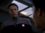 Filename=extant_StarTrek_DS9_6x25-TheSoundOfHerVoice_0209.jpg
Filesize=113KiB
Dimensions=1200x900
Date added=Jan 13, 2020 extant_StarTrek_DS9_6x25-TheSoundOfHerVoice_0209.jpg