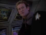 Filename=extant_StarTrek_DS9_6x25-TheSoundOfHerVoice_0623.jpg
Filesize=130KiB
Dimensions=1200x900
Date added=Jan 13, 2020 extant_StarTrek_DS9_6x25-TheSoundOfHerVoice_0623.jpg