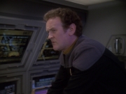 Filename=extant_StarTrek_DS9_6x25-TheSoundOfHerVoice_0647.jpg
Filesize=126KiB
Dimensions=1200x900
Date added=Jan 13, 2020 extant_StarTrek_DS9_6x25-TheSoundOfHerVoice_0647.jpg