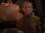 extant_StarTrek_DS9_6x25-TheSoundOfHerVoice_0736.jpg