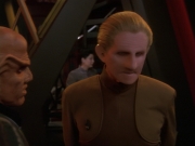 extant_StarTrek_DS9_6x25-TheSoundOfHerVoice_0740.jpg