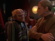 extant_StarTrek_DS9_6x25-TheSoundOfHerVoice_0748.jpg