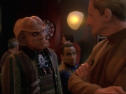 extant_StarTrek_DS9_6x25-TheSoundOfHerVoice_0752.jpg