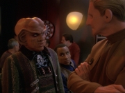 extant_StarTrek_DS9_6x25-TheSoundOfHerVoice_0753.jpg