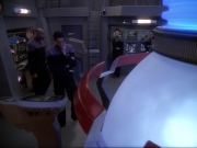 extant_StarTrek_DS9_6x25-TheSoundOfHerVoice_1046.jpg