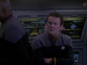 extant_StarTrek_DS9_6x25-TheSoundOfHerVoice_1070.jpg