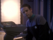Filename=extant_StarTrek_DS9_6x25-TheSoundOfHerVoice_1189.jpg
Filesize=124KiB
Dimensions=1200x900
Date added=Jan 13, 2020 extant_StarTrek_DS9_6x25-TheSoundOfHerVoice_1189.jpg