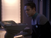 Filename=extant_StarTrek_DS9_6x25-TheSoundOfHerVoice_1192.jpg
Filesize=126KiB
Dimensions=1200x900
Date added=Jan 13, 2020 extant_StarTrek_DS9_6x25-TheSoundOfHerVoice_1192.jpg