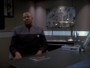Filename=extant_StarTrek_DS9_6x25-TheSoundOfHerVoice_1344.jpg
Filesize=146KiB
Dimensions=1200x900
Date added=Jan 13, 2020 extant_StarTrek_DS9_6x25-TheSoundOfHerVoice_1344.jpg
