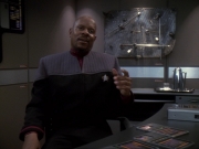 Filename=extant_StarTrek_DS9_6x25-TheSoundOfHerVoice_1402.jpg
Filesize=143KiB
Dimensions=1200x900
Date added=Jan 13, 2020 extant_StarTrek_DS9_6x25-TheSoundOfHerVoice_1402.jpg