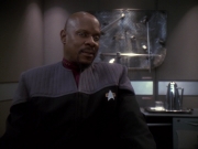 Filename=extant_StarTrek_DS9_6x25-TheSoundOfHerVoice_1412.jpg
Filesize=120KiB
Dimensions=1200x900
Date added=Jan 13, 2020 extant_StarTrek_DS9_6x25-TheSoundOfHerVoice_1412.jpg