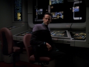 Filename=extant_StarTrek_DS9_6x25-TheSoundOfHerVoice_1639.jpg
Filesize=135KiB
Dimensions=1200x900
Date added=Jan 13, 2020 extant_StarTrek_DS9_6x25-TheSoundOfHerVoice_1639.jpg