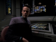 Filename=extant_StarTrek_DS9_6x25-TheSoundOfHerVoice_1644.jpg
Filesize=131KiB
Dimensions=1200x900
Date added=Jan 13, 2020 extant_StarTrek_DS9_6x25-TheSoundOfHerVoice_1644.jpg