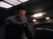 extant_StarTrek_DS9_6x25-TheSoundOfHerVoice_2161.jpg