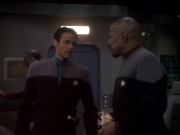 extant_StarTrek_DS9_6x25-TheSoundOfHerVoice_3031.jpg
