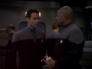 extant_StarTrek_DS9_6x25-TheSoundOfHerVoice_3037.jpg
