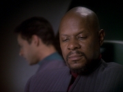 Filename=extant_StarTrek_DS9_6x25-TheSoundOfHerVoice_3148.jpg
Filesize=123KiB
Dimensions=1200x900
Date added=Jan 13, 2020 extant_StarTrek_DS9_6x25-TheSoundOfHerVoice_3148.jpg