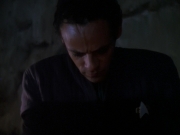 Filename=extant_StarTrek_DS9_6x25-TheSoundOfHerVoice_3328.jpg
Filesize=100KiB
Dimensions=1200x900
Date added=Jan 13, 2020 extant_StarTrek_DS9_6x25-TheSoundOfHerVoice_3328.jpg