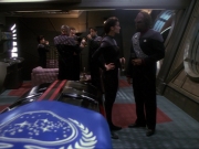 Filename=extant_StarTrek_DS9_6x25-TheSoundOfHerVoice_3475.jpg
Filesize=169KiB
Dimensions=1200x900
Date added=Jan 13, 2020 extant_StarTrek_DS9_6x25-TheSoundOfHerVoice_3475.jpg