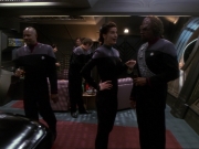 Filename=extant_StarTrek_DS9_6x25-TheSoundOfHerVoice_3481.jpg
Filesize=156KiB
Dimensions=1200x900
Date added=Jan 13, 2020 extant_StarTrek_DS9_6x25-TheSoundOfHerVoice_3481.jpg