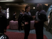 Filename=extant_StarTrek_DS9_6x25-TheSoundOfHerVoice_3482.jpg
Filesize=154KiB
Dimensions=1200x900
Date added=Jan 13, 2020 extant_StarTrek_DS9_6x25-TheSoundOfHerVoice_3482.jpg
