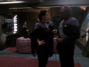 Filename=extant_StarTrek_DS9_6x25-TheSoundOfHerVoice_3484.jpg
Filesize=153KiB
Dimensions=1200x900
Date added=Jan 13, 2020 extant_StarTrek_DS9_6x25-TheSoundOfHerVoice_3484.jpg
