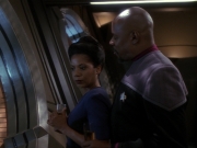 Filename=extant_StarTrek_DS9_6x25-TheSoundOfHerVoice_3508.jpg
Filesize=145KiB
Dimensions=1200x900
Date added=Jan 13, 2020 extant_StarTrek_DS9_6x25-TheSoundOfHerVoice_3508.jpg