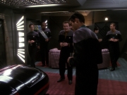 Filename=extant_StarTrek_DS9_6x25-TheSoundOfHerVoice_3558.jpg
Filesize=161KiB
Dimensions=1200x900
Date added=Jan 13, 2020 extant_StarTrek_DS9_6x25-TheSoundOfHerVoice_3558.jpg