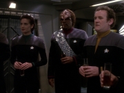 Filename=extant_StarTrek_DS9_6x25-TheSoundOfHerVoice_3587.jpg
Filesize=149KiB
Dimensions=1200x900
Date added=Jan 13, 2020 extant_StarTrek_DS9_6x25-TheSoundOfHerVoice_3587.jpg