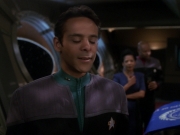 Filename=extant_StarTrek_DS9_6x25-TheSoundOfHerVoice_3614.jpg
Filesize=134KiB
Dimensions=1200x900
Date added=Jan 13, 2020 extant_StarTrek_DS9_6x25-TheSoundOfHerVoice_3614.jpg
