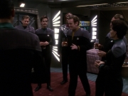 Filename=extant_StarTrek_DS9_6x25-TheSoundOfHerVoice_3652.jpg
Filesize=149KiB
Dimensions=1200x900
Date added=Jan 13, 2020 extant_StarTrek_DS9_6x25-TheSoundOfHerVoice_3652.jpg