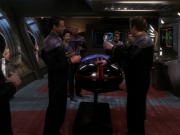 Filename=extant_StarTrek_DS9_6x25-TheSoundOfHerVoice_3740.jpg
Filesize=159KiB
Dimensions=1200x900
Date added=Jan 13, 2020 extant_StarTrek_DS9_6x25-TheSoundOfHerVoice_3740.jpg