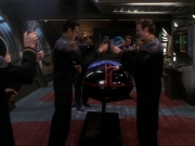 Filename=extant_StarTrek_DS9_6x25-TheSoundOfHerVoice_3744.jpg
Filesize=155KiB
Dimensions=1200x900
Date added=Jan 13, 2020 extant_StarTrek_DS9_6x25-TheSoundOfHerVoice_3744.jpg