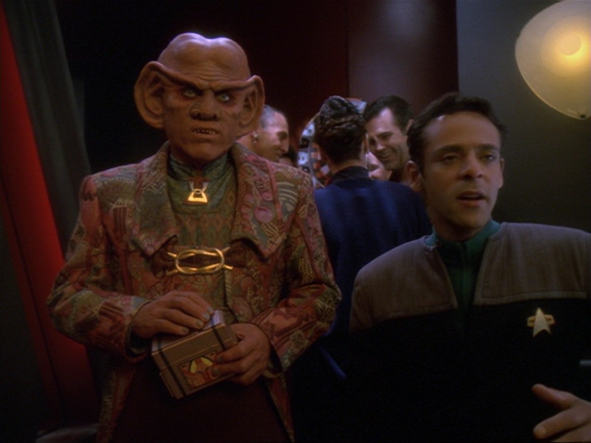 extant_StarTrek_DS9_6x26-TearsOfTheProphets_0479.jpg