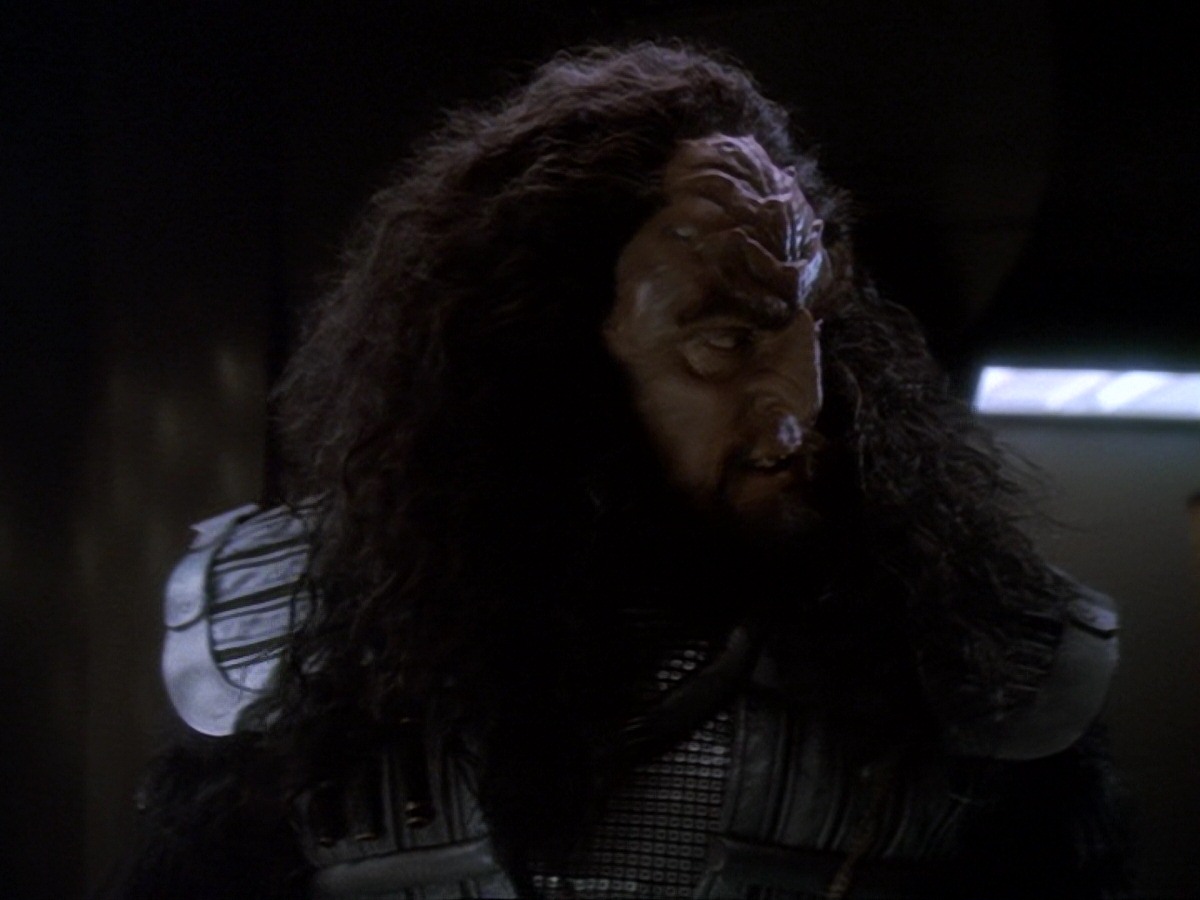 extant_StarTrek_DS9_6x26-TearsOfTheProphets_0564.jpg