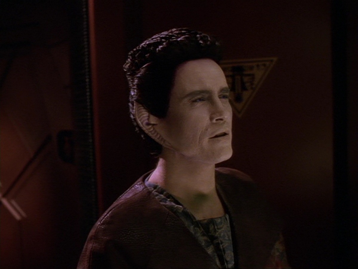 extant_StarTrek_DS9_6x26-TearsOfTheProphets_2449.jpg