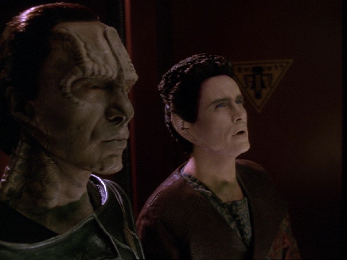extant_StarTrek_DS9_6x26-TearsOfTheProphets_2460.jpg