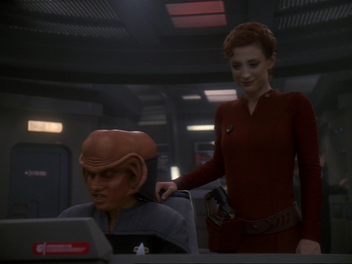 extant_StarTrek_DS9_6x26-TearsOfTheProphets_3052.jpg