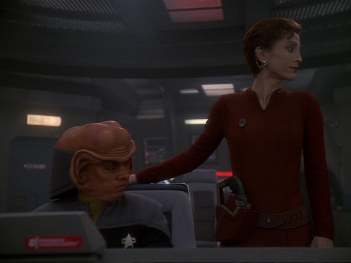 extant_StarTrek_DS9_6x26-TearsOfTheProphets_3058.jpg