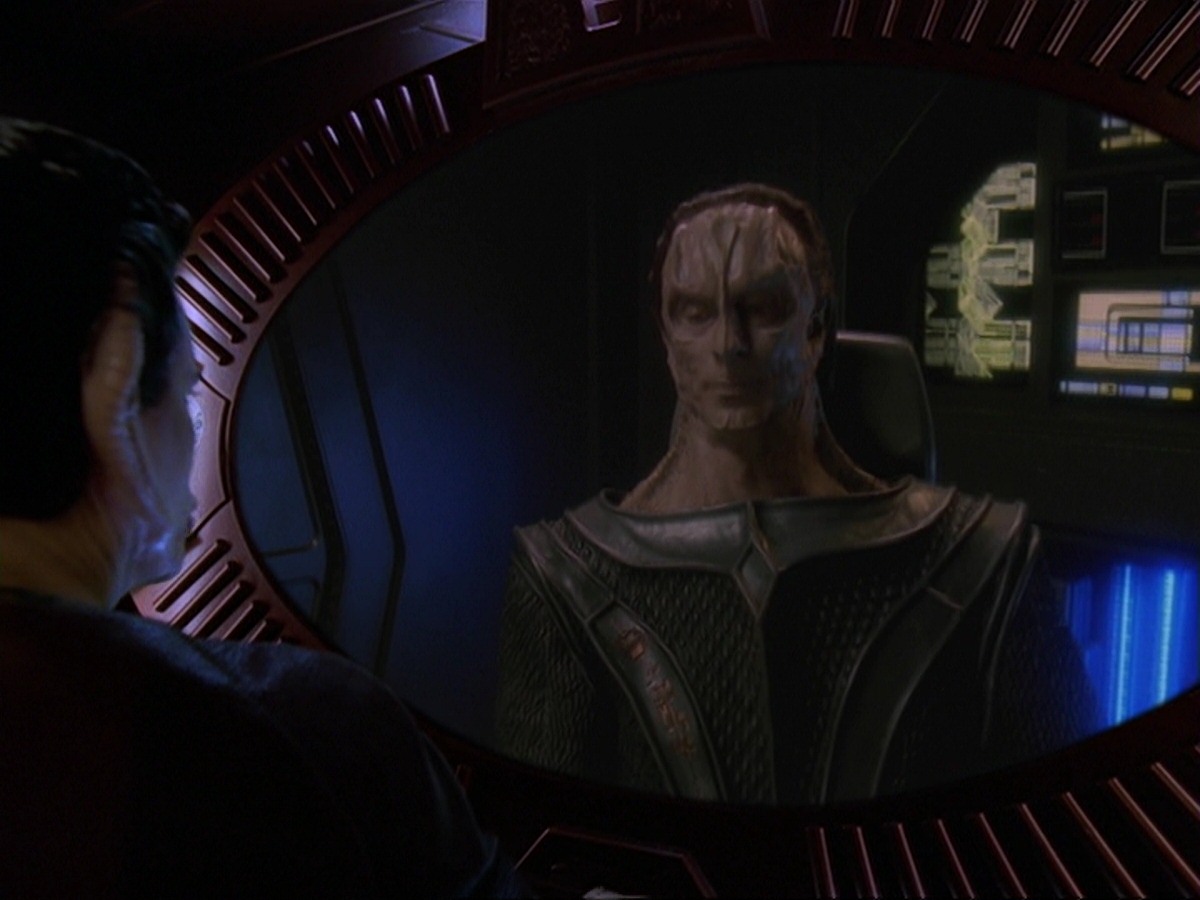 extant_StarTrek_DS9_6x26-TearsOfTheProphets_3073.jpg